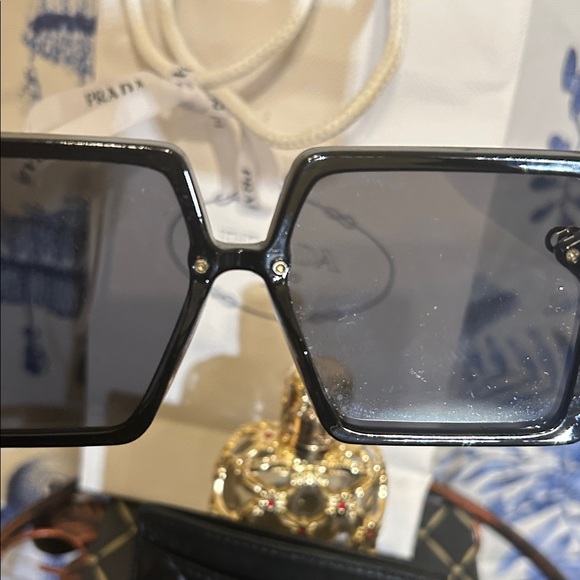 Prada Gift Bag with Free Gifts - Picture 11 of 14